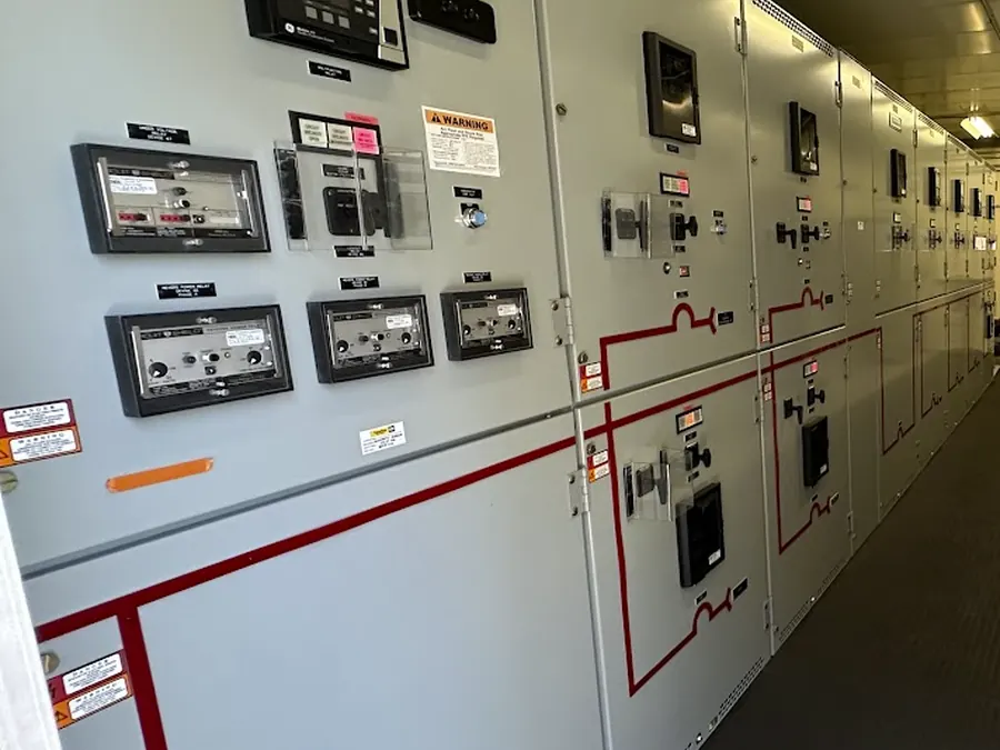 Russelectric paralleling switchgear lineup in the generator control room